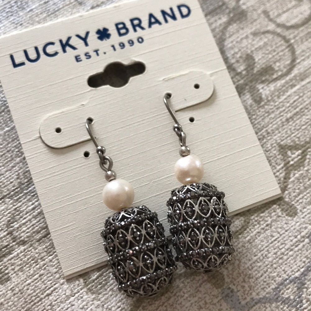 🔥SALE🔥Lucky Brand Pearl stone Earrings NWT